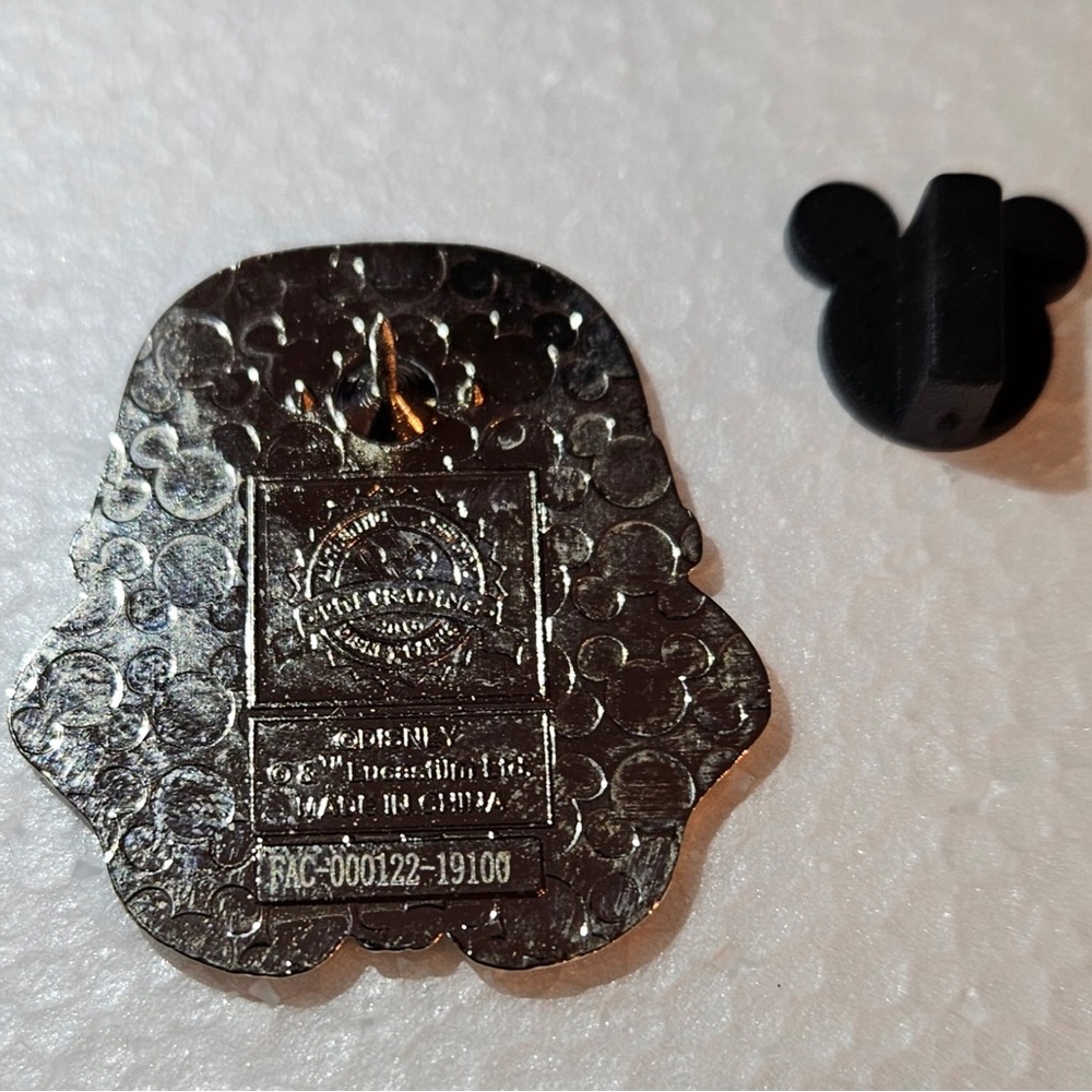 Star Wars Disney Stormtrooper Helmet Pin with Flames - Mystery Set - Picture 2 of 4